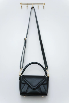 Verona mini preta - ouro - Trizi Bags