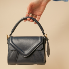 Verona mini marinho - ferragem dourada - comprar online