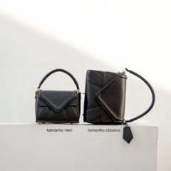 Verona mini preta - ferragem dourada - comprar online