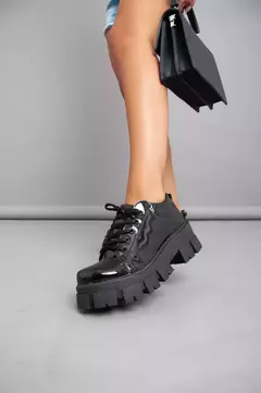 BORCEGO BAJO ART-540 NEGRO CHAROL