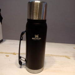 TERMO MANIJA FLOJA 1L NEGRO