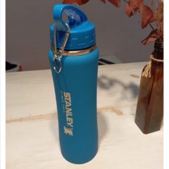 BOTELLA DEPORTIVA 750ML CELESTE