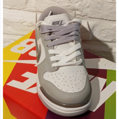 DUNK LOW TWIST 3D gris en internet