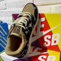 DUNK LOW TRAVIS SCOTT - valtino