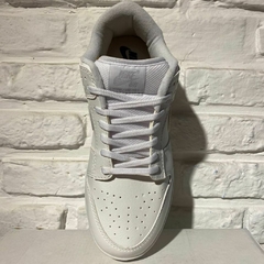 DUNK LOW SB blanco en internet