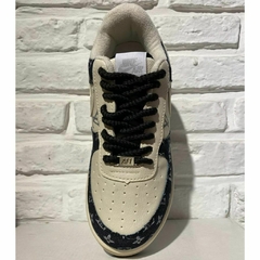 AIR FORCE JEAN LV en internet