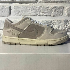 DUNK LOW NORTH FACE gris
