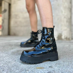 BORCEGO ACORDONADOS DE PLATAFORMA ART-780 CHAROL - comprar online