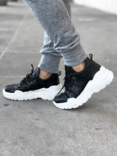 ZAPATILLA PLATAFORMA URBANA ART-2500 NEGRO