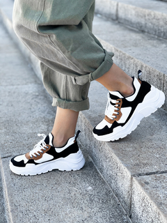 ZAPATILLAS URBANAS COMBINADA ART-2500 MARRON
