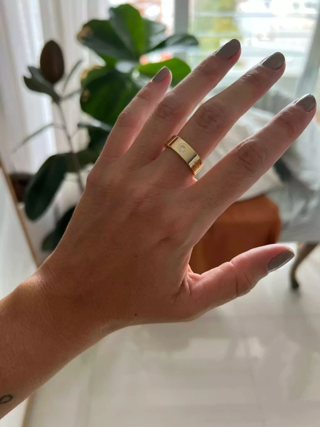 Anillo plata dorada Cartier cubic
