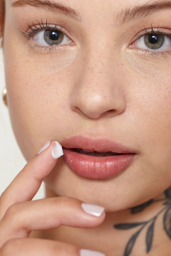 Duo Ojos + Labios en internet