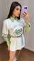 Camisa trabalhada na gola valesca