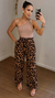 Calça pantalona animal print lais - comprar online