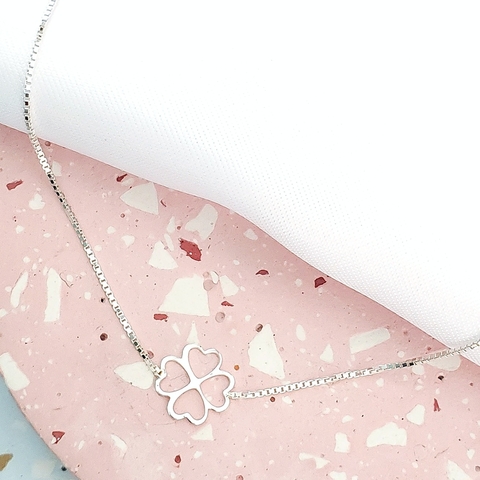 Choker trevo 4 folhas