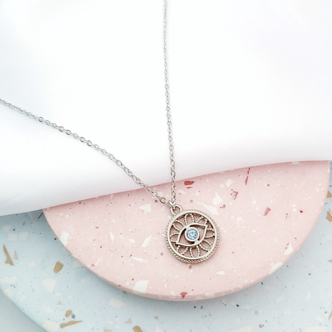 Colar medalha blue eye