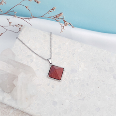 Colar Pirâmide Pedra Natural | Aço Inoxidável - Alma Gêmea Acessórios