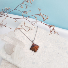 Colar Pirâmide Pedra Natural | Aço Inoxidável - loja online