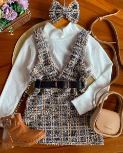 Conjunto salopete em Tweed na internet