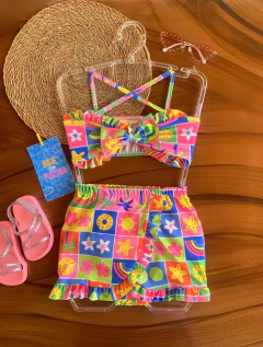 Trijunto biquíni e saída na internet