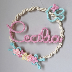 Porta Maternidade Tricotin Cecília + Arco Macramê + Flores e Passarinho
