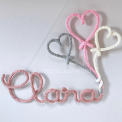 Porta Maternidade Tricotin Clara + Trio de Corações - comprar online