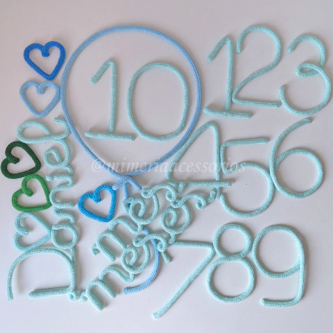 Kit Mesversário Completo Daniel + Coraçõeszinhos - comprar online