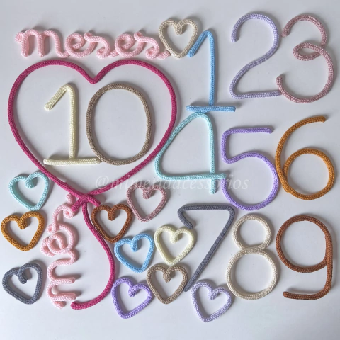 Kit Mesversário Básico + Coraçõeszinhos - comprar online