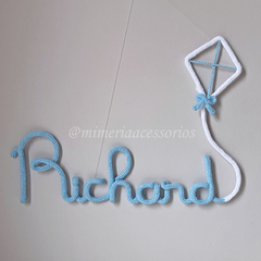 Porta Maternidade Tricotin Richard + Pipa