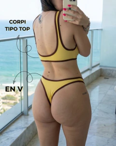 Bikini top GIULI amarillo ribete marron - colaless en V - TINA Luci tus pijamas