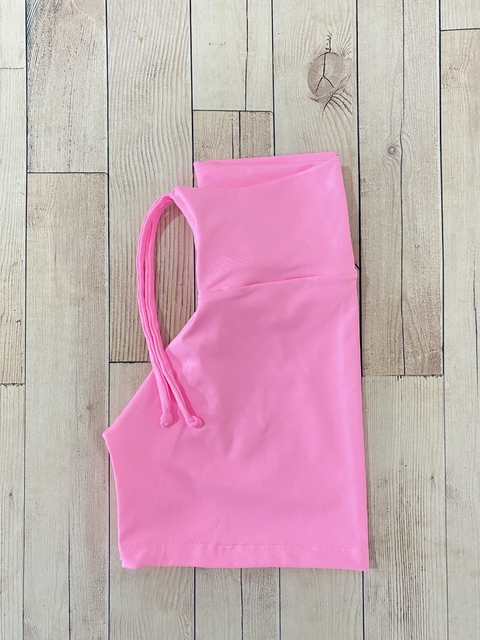 SHORT COM LAÇO IOGURTE