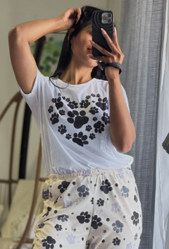 PIJAMA LARGO HUELLITA