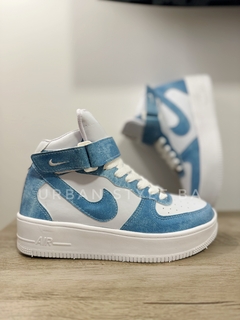 Zapatillas Air Boot celeste con blanco