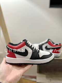 Zapatillas LOW JRDN ROJA CON BLANCO Y NEGRO