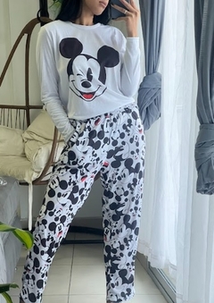 PIJAMA LARGO MICKEY - comprar online