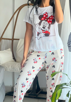 PIJAMA LARGO MINNIE CREMA