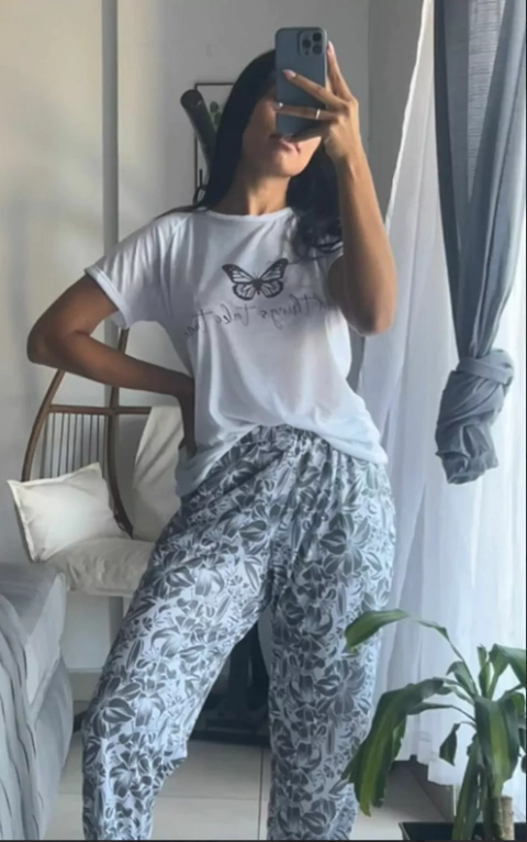 PIJAMA LARGO FLORES - comprar online