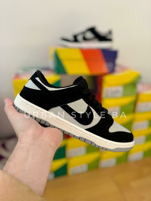 PREMIUM NEGRA COMBINADA CON BLANCO SUELA GRIS