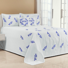 KIT COBRE LEITO KING BELISSÍMA 07 PEÇAS PIQUET BORDADA - BRANCO COM AZUL