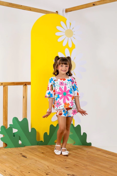 Conjunto Flower Capivara - comprar online