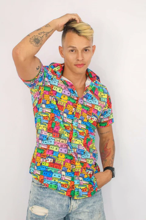 CAMISARIA UNISSEX FAVELA COLORIDA SLIM