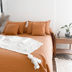 CUBRE CAMA TUSOR en internet