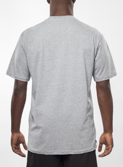 Camiseta LRG Panda Cinza - 517613 na internet