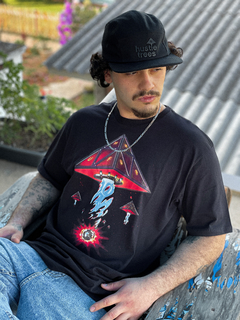Camiseta Huf Cogumelo Doomsday Preto - 516256
