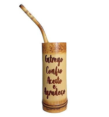 Cuia Tererê de Bambu + Bomba com Gravação " Entrego Confio Aceito e Agradeço "