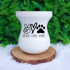 Cuia de Madeira Imbuia Bago Gravação " Peace, Love, Dogs " Branco n41 - comprar online