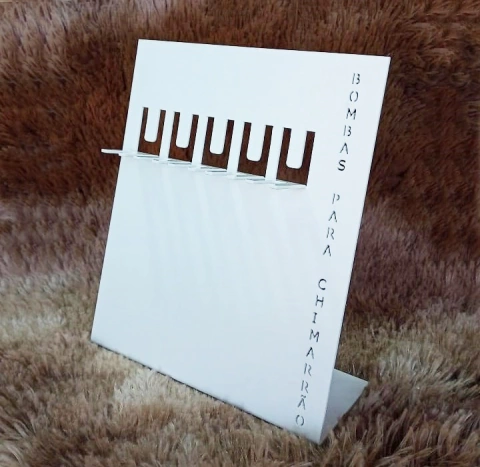 Expositor em Acrílico para Bombas de Chimarrão