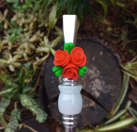 Kit 3 pingentes Biscuit para Bomba " Buque de Rosas " Vermelho