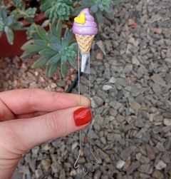 Enfeite Tererê Mexedor " Sorvetinho Roxo "