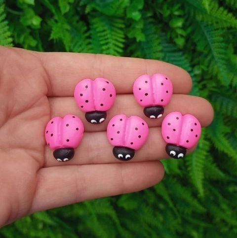 Kit 5 Peças Mini Enfeite " Joaninhas Rosa "